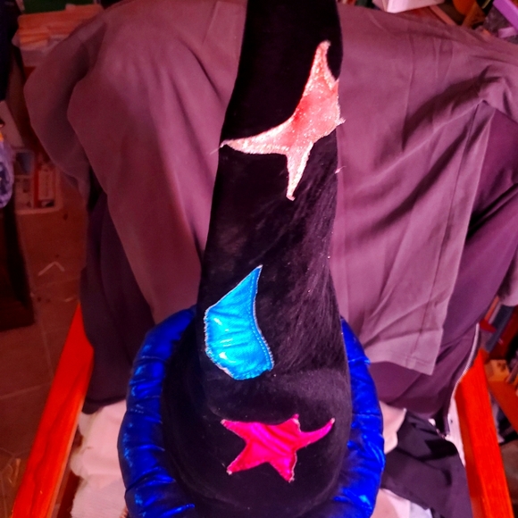 Wizard hat. - Picture 2 of 3